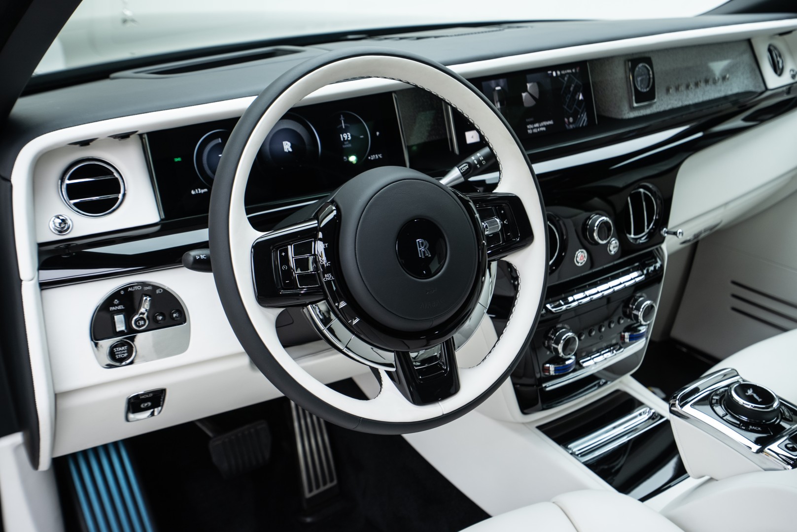 2026 ROLLS ROYCE PHANTOM EWB | GCC | MAIN DEALER WARRANTY SERVICE | VIP REAR SEATS